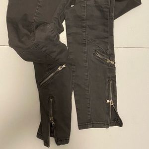 BLANKNYC  SOLD Women's/girls Skinny Cotton/Spandex  Grey Size 29